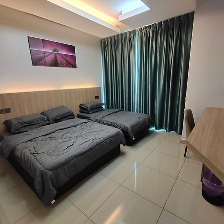 Alish Studio Apartment With Pool, Netflix, Wifi Gua Musang Exteriör bild