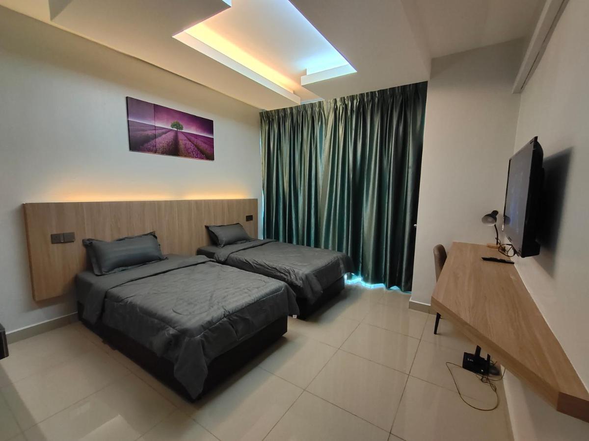 Alish Studio Apartment With Pool, Netflix, Wifi Gua Musang Exteriör bild