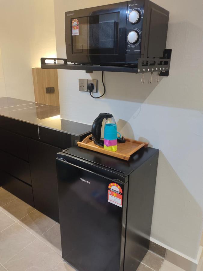 Alish Studio Apartment With Pool, Netflix, Wifi Gua Musang Exteriör bild